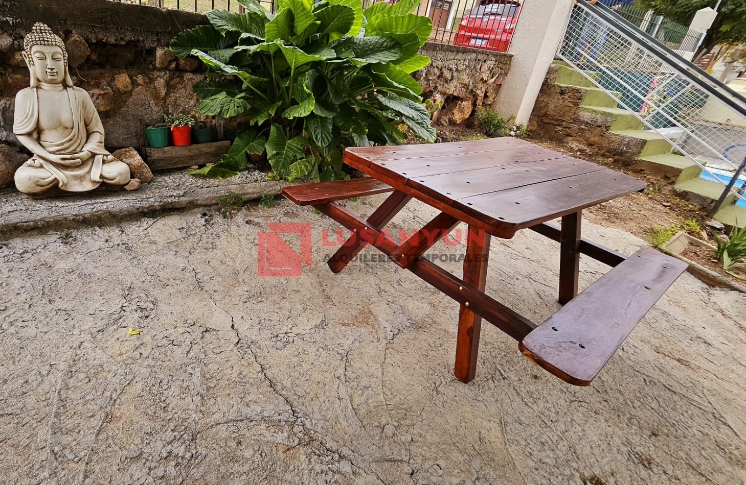 CASA CON PILETA  EN VILLA  CARLOS PAZ 