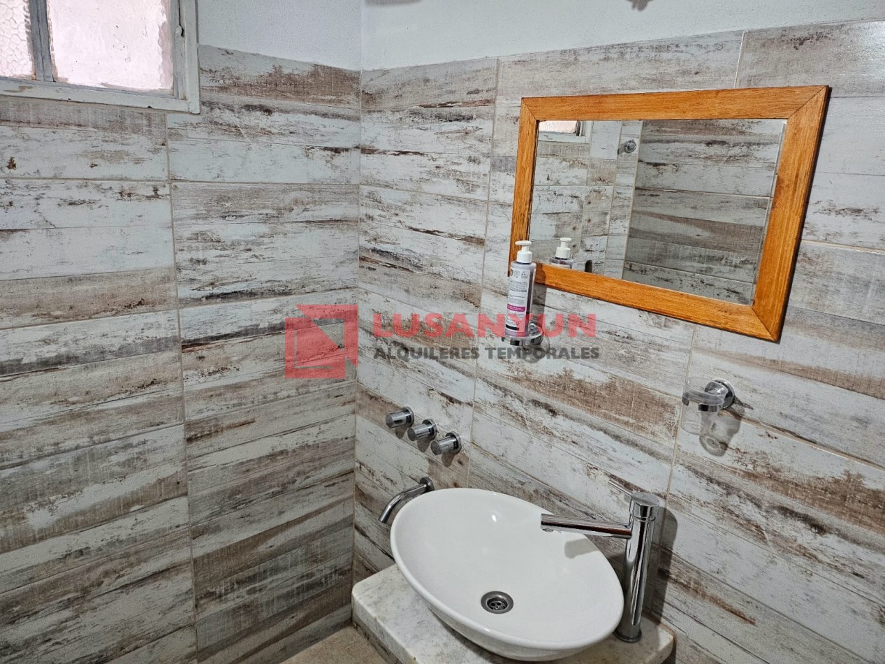 CASA CON PILETA  EN VILLA  CARLOS PAZ 