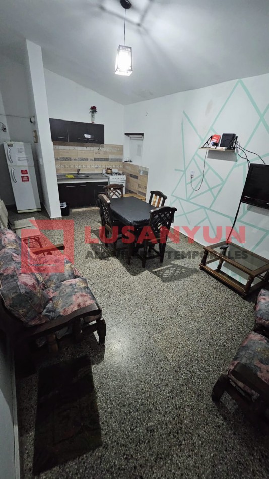 CASA CON PILETA  EN VILLA  CARLOS PAZ 