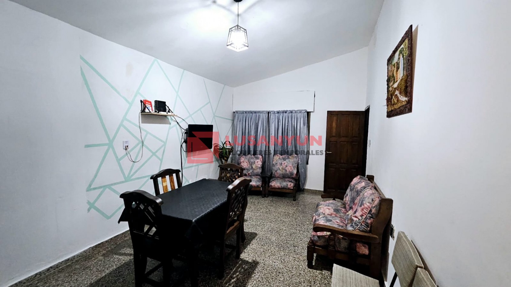 CASA CON PILETA  EN VILLA  CARLOS PAZ 